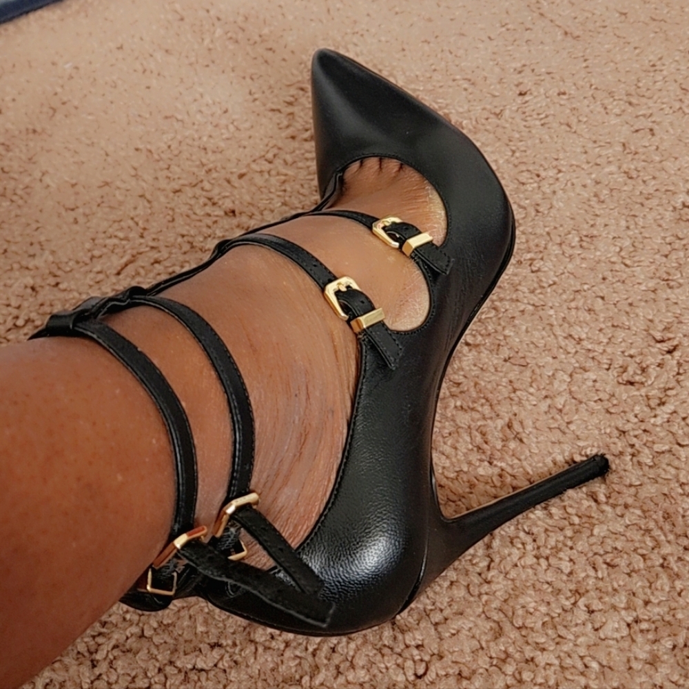 Elegant Black Strappy Heels